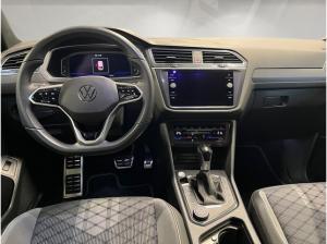 Volkswagen Tiguan Allspace R-Line 4Motion 2.0 TSI 140kW DSG - ACC AHK Discover Media IQ.Light  Rear View Park Assist CarPlay