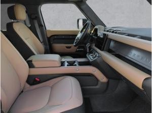 Land Rover Defender 110 D300 X