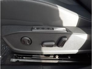 Ford Explorer RWD 77 KWH ACC 19 Zoll Räder Klima