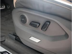 Volkswagen Touareg R-Line 3.0 V6 TSI (340 PS) DSG*4Motion*PANO*AHK*LUFT*360°*STHZG*