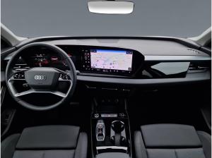 Audi Q6 e-tron TECH LED+ 19  ACC KAM.