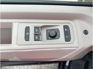 Volkswagen T7 Multivan Style eHybrid 4MOTION 7-Sitzer