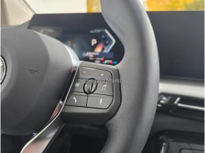 BMW 218 Active Tourer Navi AHK DA+ 17''LMR eSitze