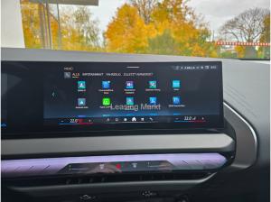 BMW X3 xDrive20d AT Navi Tempom.aktiv Panoramadach Bluetooth PDC