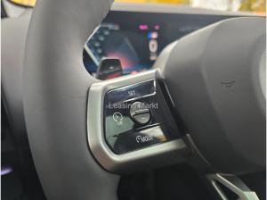 BMW X3 xDrive20d AT Navi Tempom.aktiv Panoramadach Bluetooth PDC