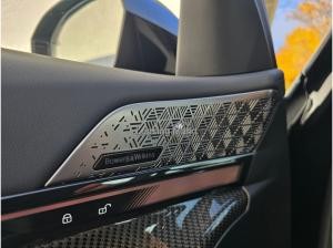 BMW 550 550e xDrive Touring Navi Tempom.aktiv Panoramadach Bluetooth PDC MP3 Schn.