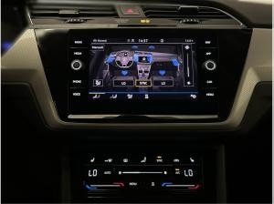Volkswagen Touran 2.0 TDI MOVE CarPlay ACC Navi Virt