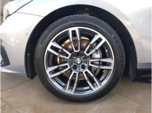 BMW i5 eDrive40 Touring M Sportpaket Panorama AHK