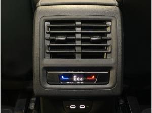 Volkswagen Golf VIII 1.5 eHybrid DSG Style KLIMA LED NAVI A
