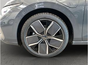 Volkswagen Golf VIII 1.5 eHybrid DSG Style KLIMA LED NAVI A