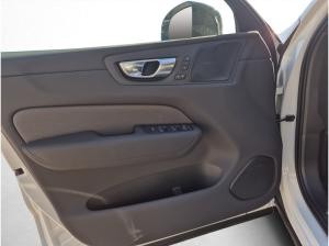 Volvo XC60 T8 AWD Black Deal ab 299€
