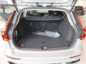 Volvo V60 Kombi Recharge Plug-In Hybrid AWD Plus Dark