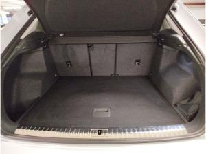 Audi Q3 35 TFSI S tronic S line LED Navi DAB PDC Sitzheizung