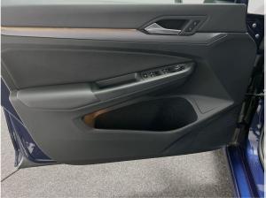 Volkswagen Golf VIII 1.5 eTSI Lim. Active ACC LED Navi Virt