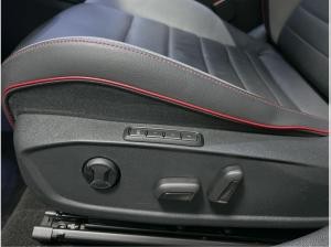 Volkswagen Golf VIII GTI 2.0 TSI DSG