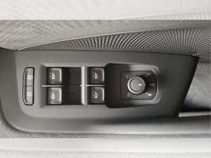 Skoda Superb Combi 193 PS Sportline 4x4 AHK Navi