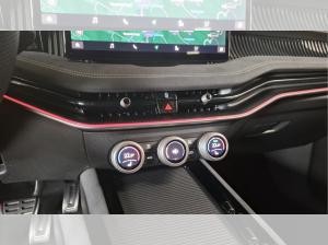 Skoda Superb Combi 193 PS Sportline 4x4 AHK Navi