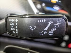 Volkswagen Golf R-Line 1,5 l eTSI DSG *BIS 31.12.*🏷️