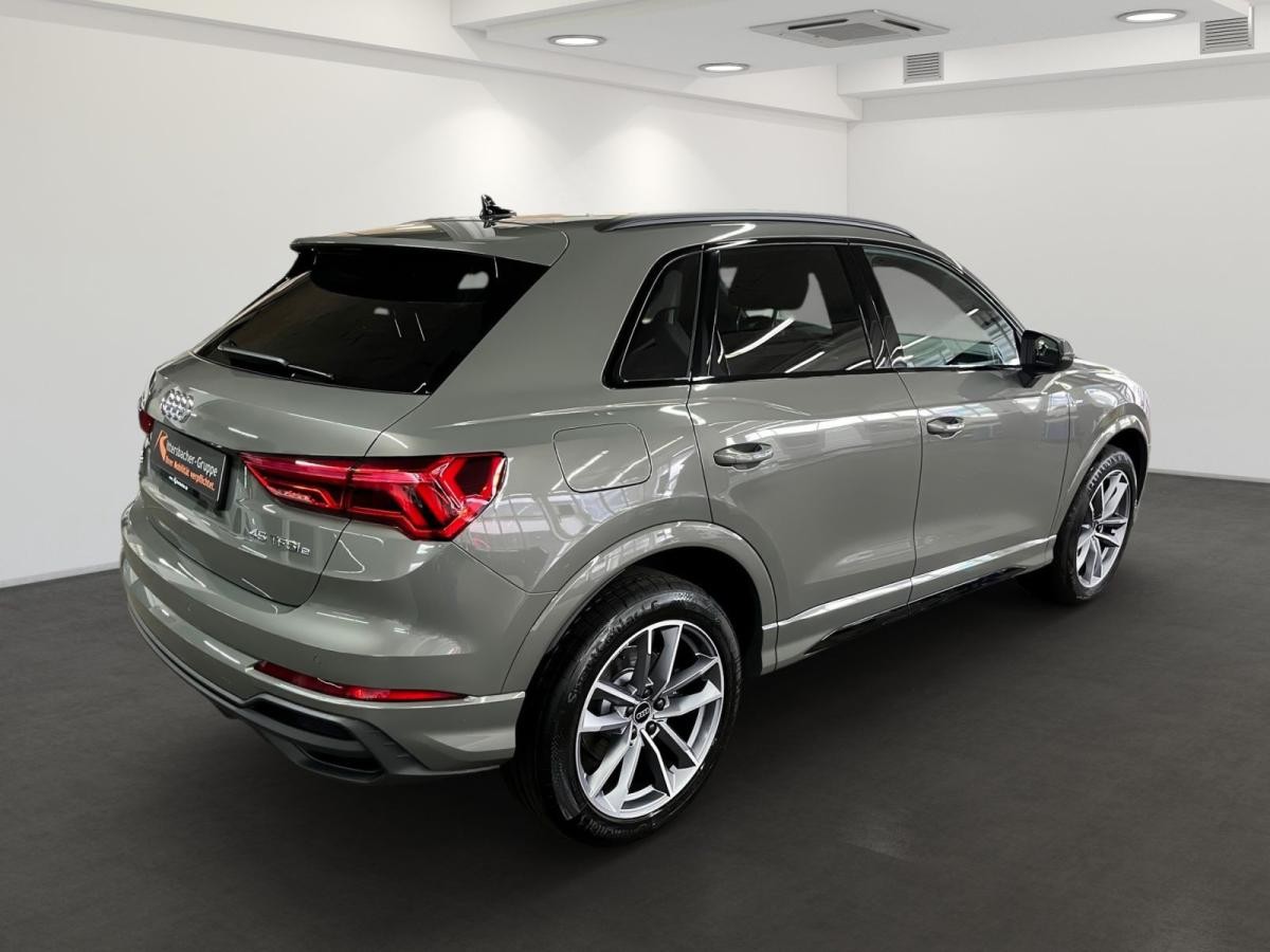 Audi Q3 45 TFSI e S line - Audi Soundsystem