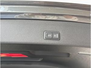 Audi Q3 e-hybrid S tr. *TECH PLUS*S LINE*LED*