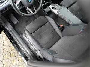 BMW 218 Active Tourer d Active Tourer M-Sport AHK AdLED PANO KoZg
