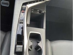 Peugeot 3008 GT Hybrid +AHK+Winter-Paket+