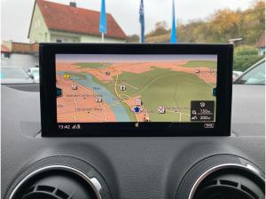Audi Q2 35 TFSI S-tronic / MMI-Navi+, LED, RFK, ACC