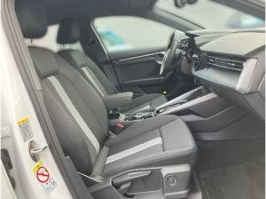 Audi A3 Sportback advanced 35TFSI S-tronic/ Navi, LED