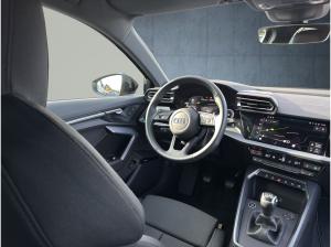 Audi A3 Limousine S line 30 TFSI LED/ACC/Nav/Sonos/18"