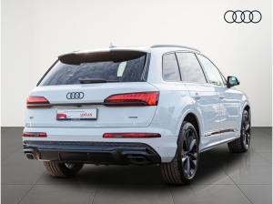 Audi Q7 S line TFSI e quattro AHK Pano UPE 130T€ HuD 21" 0,5% DW-Versteuerung