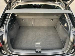 Audi Q2 35 TFSI S-tronic / MMI-Navi+, LED, RFK, SHZ
