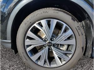 Audi Q4 e-tron 45 LED NAVI Sportsitze