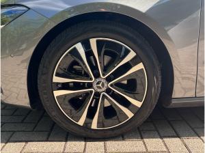 Mercedes-Benz CLA 200 d SB Progressive Multibeam Pano AHK 360°