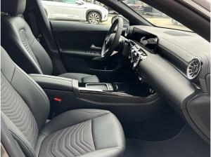 Mercedes-Benz CLA 200 d SB Progressive Multibeam Pano AHK 360°