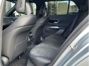 Mercedes-Benz E 200 d T AMG Distronic Digital-Light Pano AHK