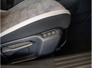 Citroën C4 Lim. 1.2 Max 145 mHEV KAMER NAVI ACC Ganzjahresreifen + Schiebedach