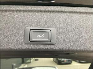 Audi A4 Avant 40 TDI quattro S line MMI AHK KAM MATRIX