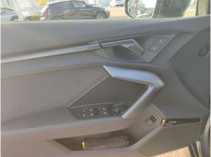Audi RS3 RS 3 Sportback RS-Exterieurpaket, 280 km/h, RS-Schalensitze, Panoramad., Assistenz-Paket, Sport-Abga