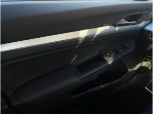 Volkswagen Golf VIII