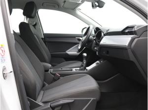 Audi Q3 35 TFSI / MMI-Navi plus, Connect, AHK, RFK