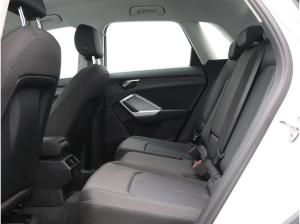 Audi Q3 35 TFSI / MMI-Navi plus, Connect, AHK, RFK