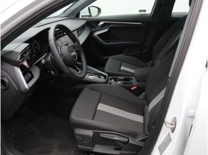 Audi A3 Sportback advanced 35TDI S-tronic / Navi, RFK