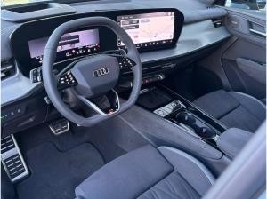 Audi Q3 SUV TFSI quattro S tronic*DIGI MATRIX*PANO*