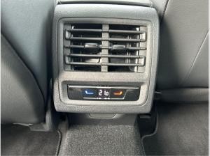 Volkswagen Golf GTE 1.5 l eHybrid OPF / ACC