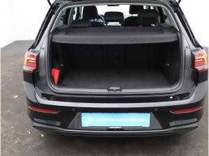 Volkswagen Golf Life VIII 2.0 TDI DSG / Navi, App, LED, ACC
