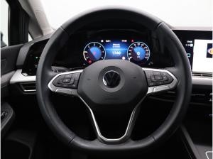 Volkswagen Golf Life VIII 2.0 TDI DSG / Navi, App, LED, ACC