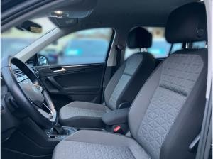 Volkswagen Tiguan Life 2.0TDI DSG/ Navi, AHK, RFK, LED, ACC