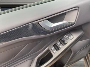 Ford Focus ST-LINE WINTERPAKET, FAHRERASSISTENZ-PAKET EASY-PARKING-PAKET