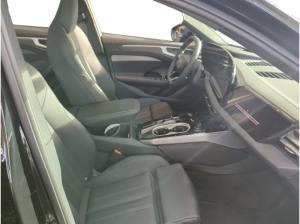 Audi A6 Avant S line e-hybrid quattro 270 kW PANO/360°/B&O+++