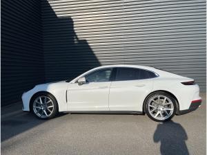 Porsche Panamera 4  · 353 PS · carraraweißmetallic · sofort verfügbar